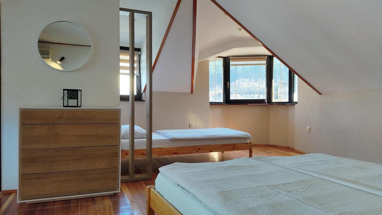 Network Apartment Jajce Buitenkant foto
