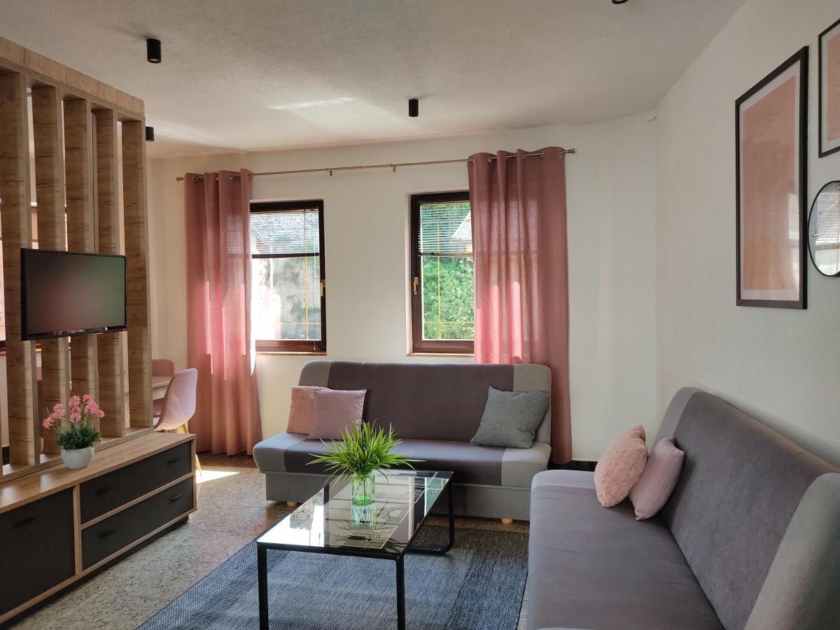 Network Apartment Jajce Buitenkant foto